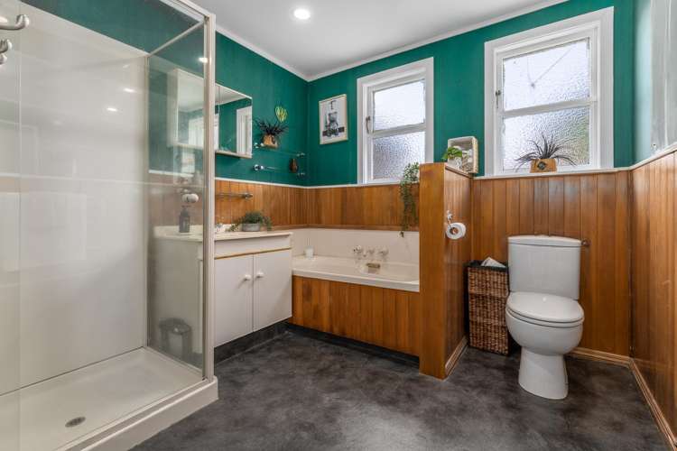 89 Waddington Drive Naenae_10