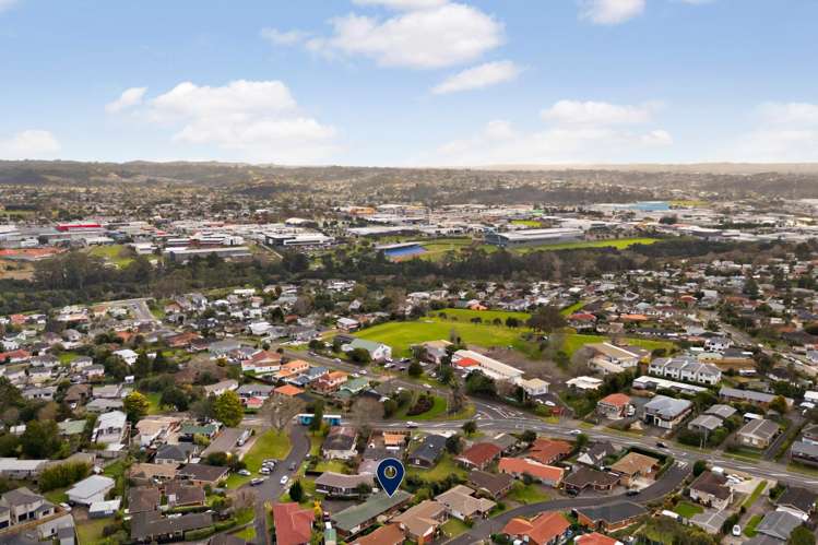 2/6 Annette Avenue Te Atatu South_34