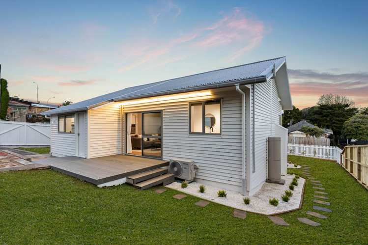 7 Hillsborough Road_3
