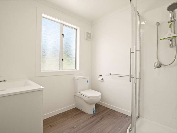 52 Irvine Street Lawrence_11