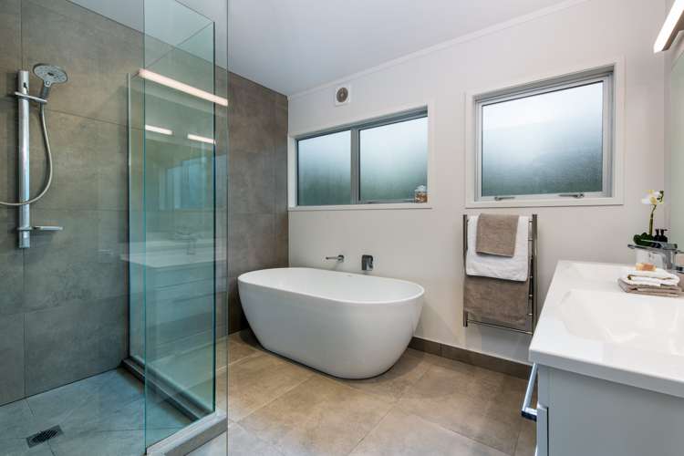 30 Amante Crescent Mairangi Bay_13