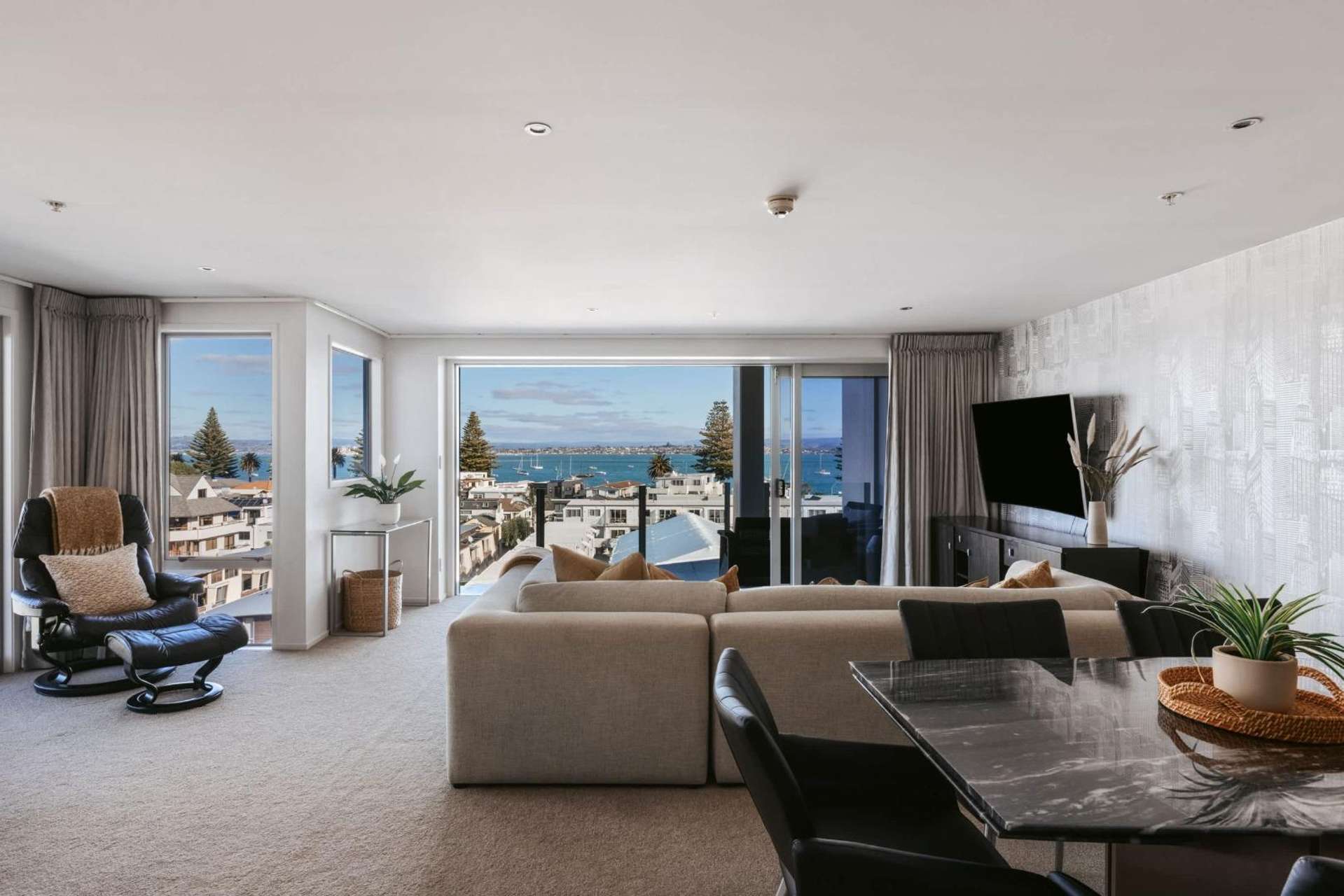 5A2/29 Maunganui Road - Cayman Apartments 11229_0