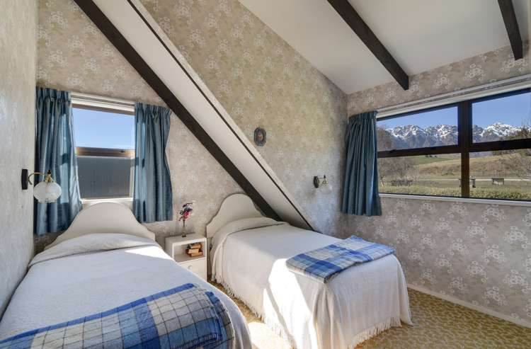 8 Kelvin Place Kelvin Heights_10