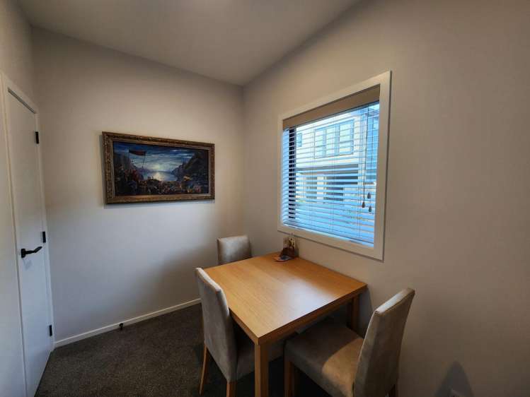 2/62 Queens Grove 1371_11
