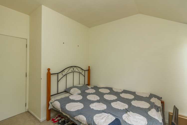 24/20 Thompson Street Mount Cook_8