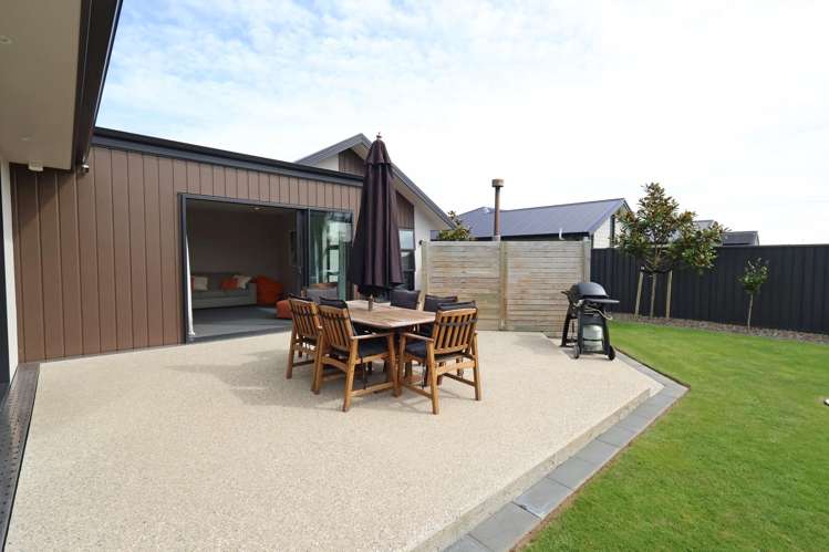 25 Richfield Drive Waikiwi_34