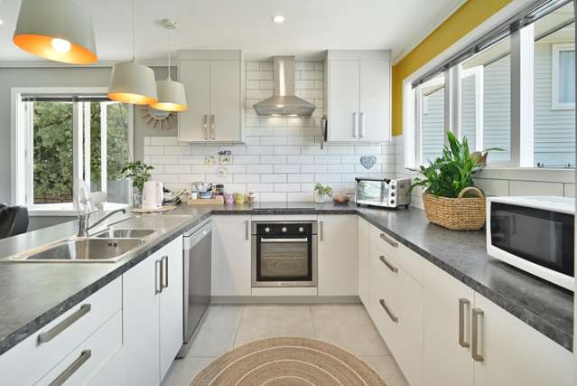 12 O'Connell Place 10484_3