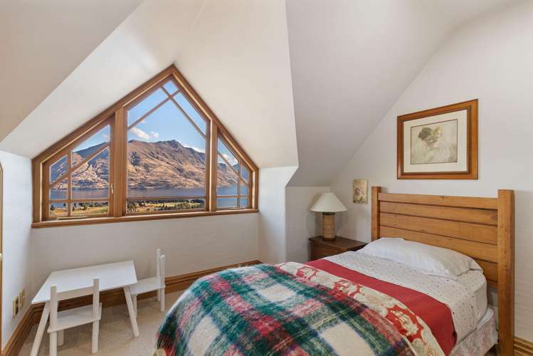 50 Edinburgh Drive Queenstown_13