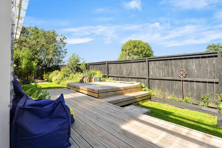 66 Wharf Road Clarks Beach_6