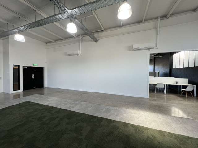 Quality First Floor Office in Kingsland