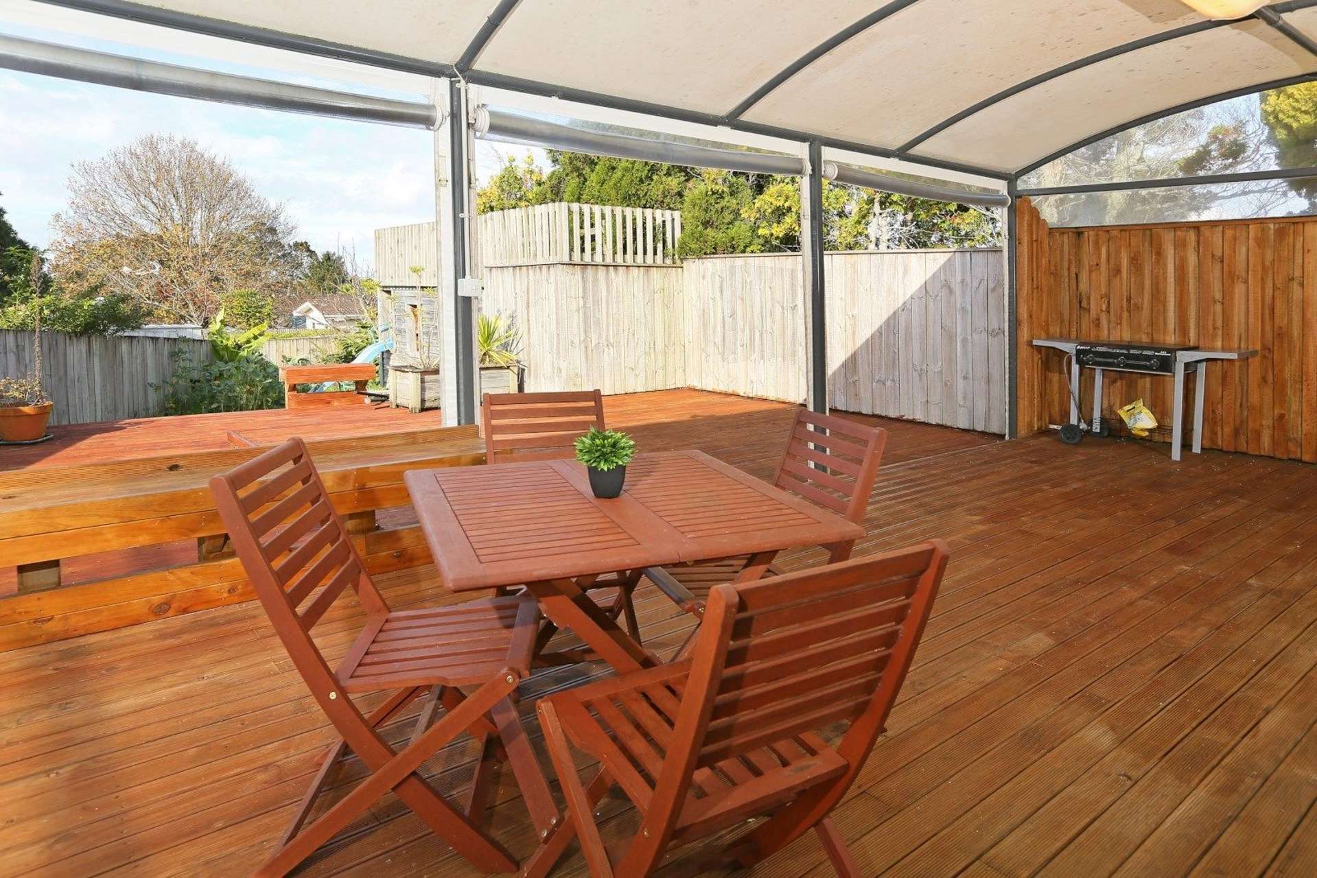 89a Roberts Road Te Atatu South_0