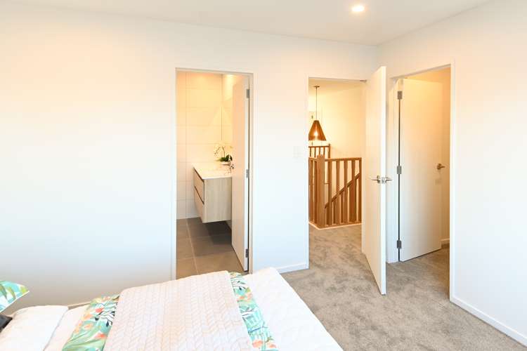 4b Ropata Avenue Point England_16