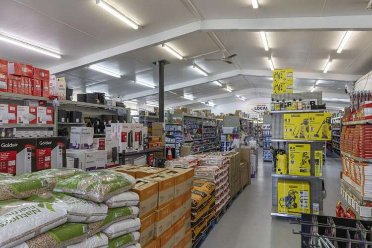 2 The Town Centre Turangi_19