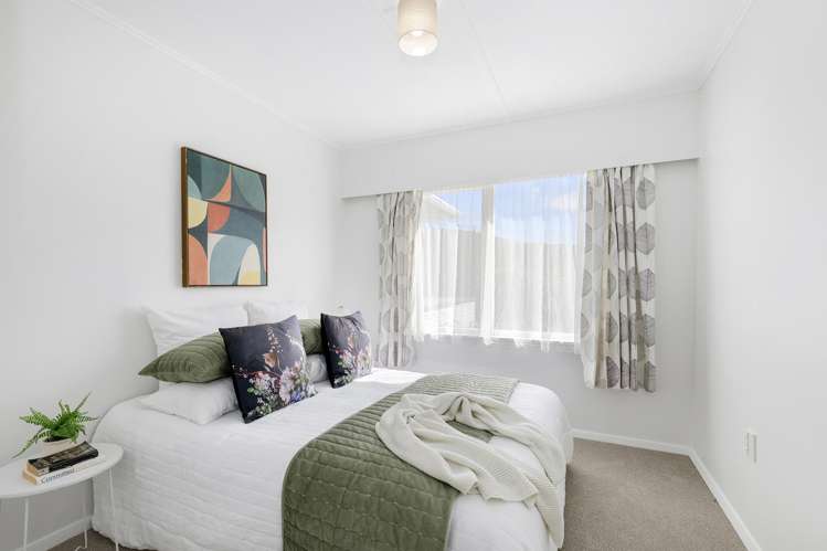 9 Holland Street Wainuiomata_10