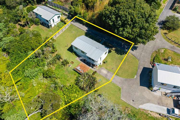 85c Fairclough Road Beach Haven_21