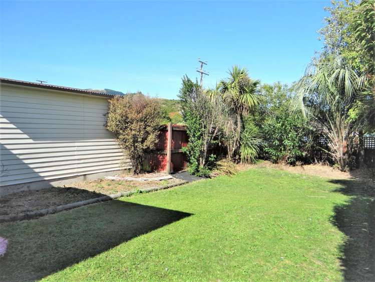 35 Marsden Road Stoke_14