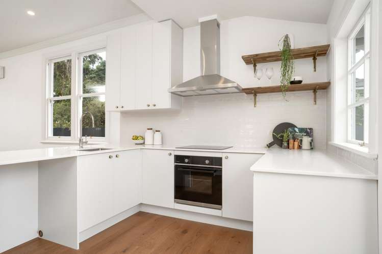 64 Corson Avenue Beckenham_10