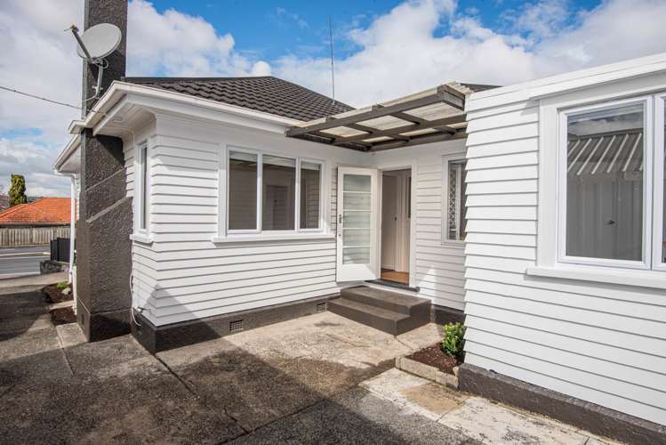 296 Western Hills Drive Avenues_12