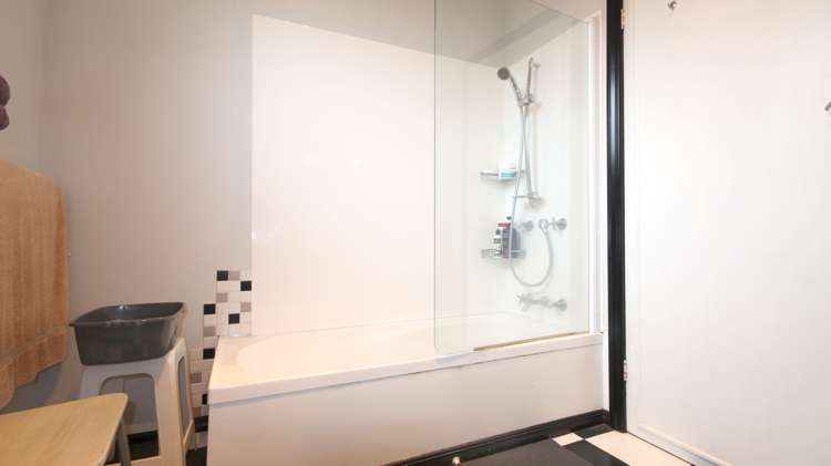 45 Beatrice Street Avenal_8