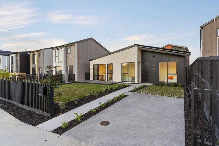 6 Papai Lane Massey_3