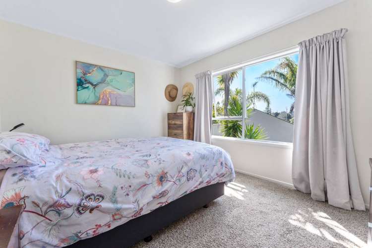 1/95 Langana Avenue Browns Bay_14