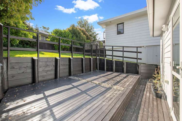 44 Gosford Drive Botany Downs_22