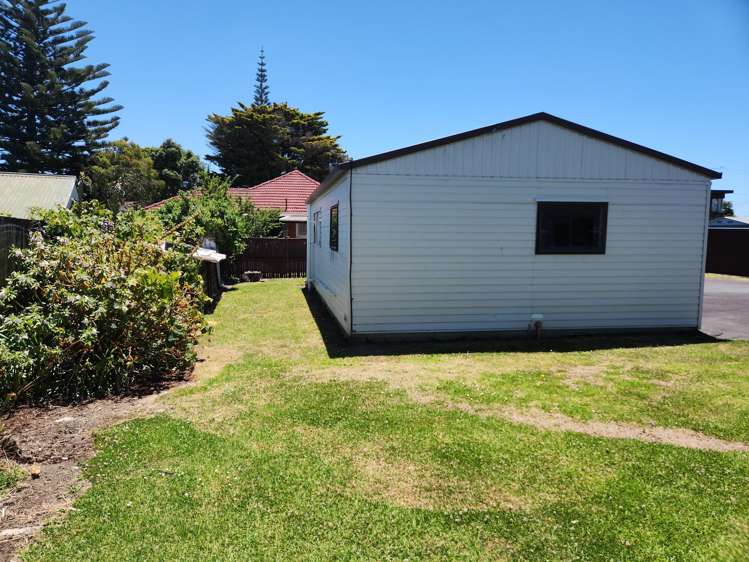 285 Richardson Road Mount Roskill_35