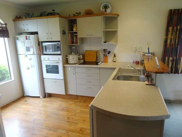 2/285 Dp Vaughan Road Owhata_3