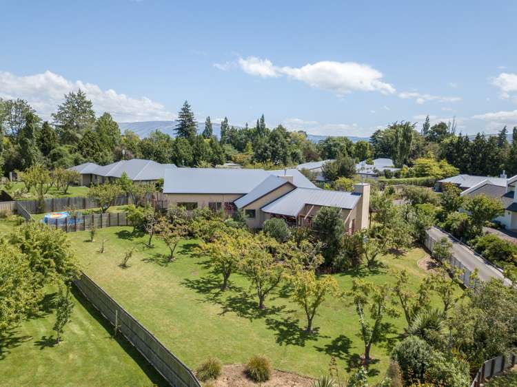 9 Orchard Grove East Taieri_0