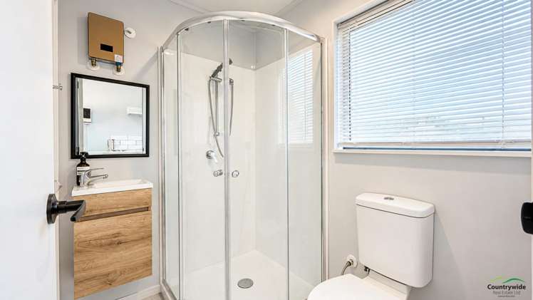 8 Mountain View Lane Putaruru_21