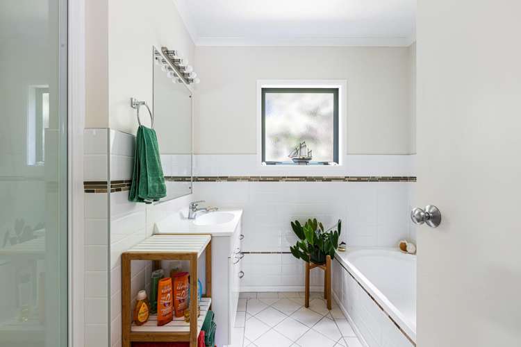 41 Hammond Avenue Hatfields Beach_19