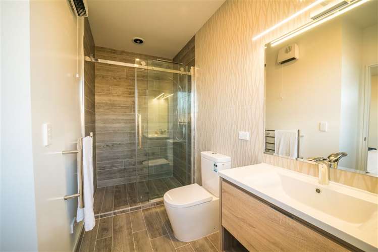 17 Edwin Ebbett Place Wigram_5