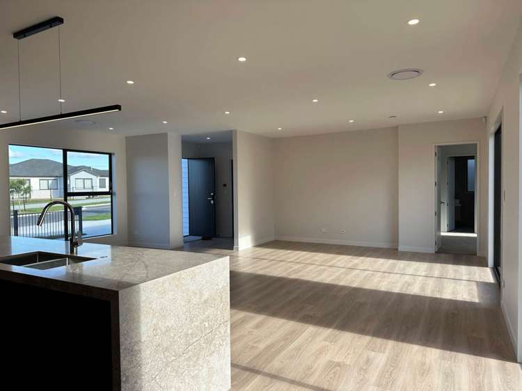 70 Parish Drive Wainui_2