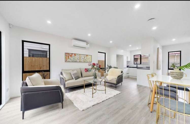 115b Russell Road_1