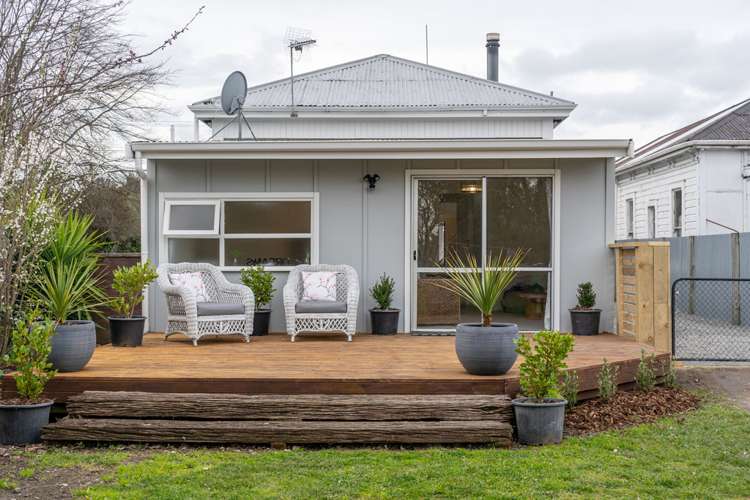 53 Cornwall Street Masterton_16