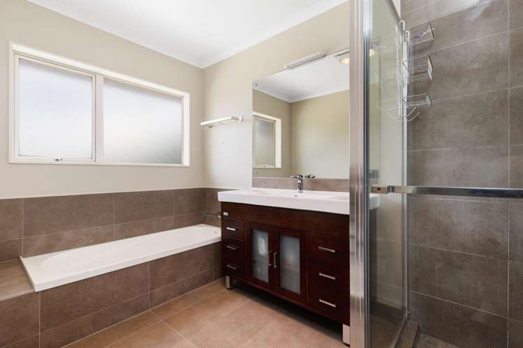 168 Polo Prince Drive Alfriston_9