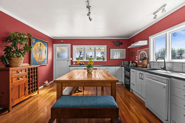 4 Pedersen Road Haumoana_1