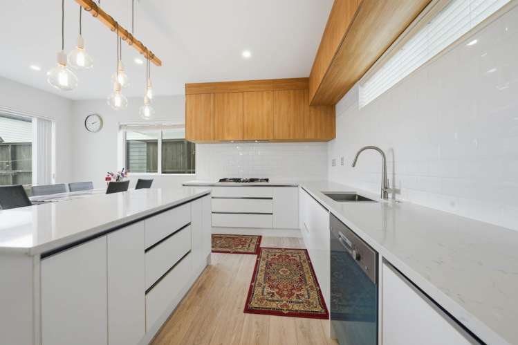 82C Moore Street Howick_5