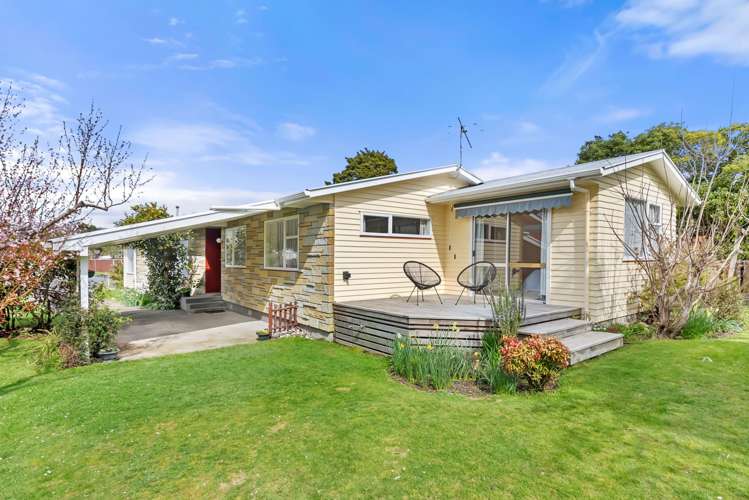 9 Ruapae Grove Trentham_0