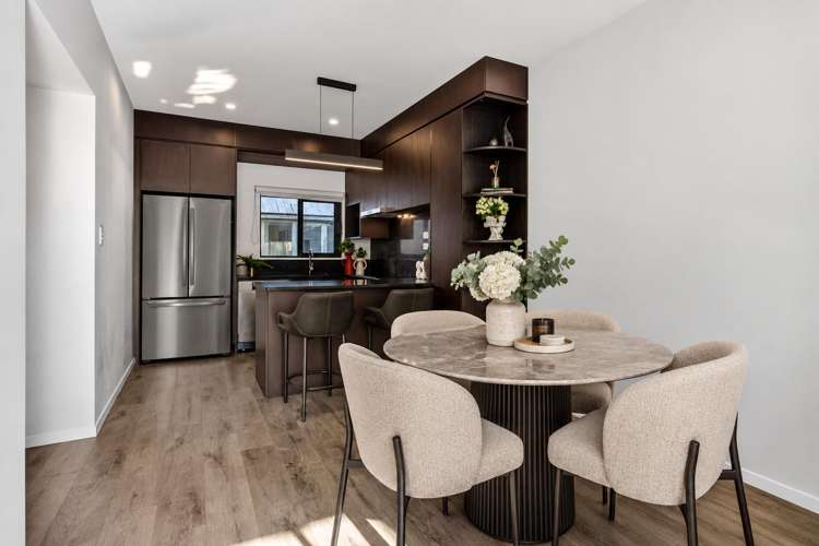 12/1B Egremont Street_4