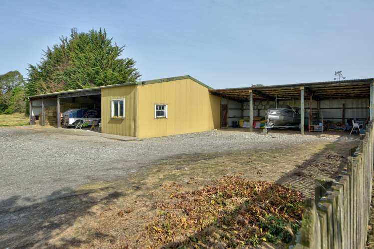 40A Racecourse Road Charlton_24