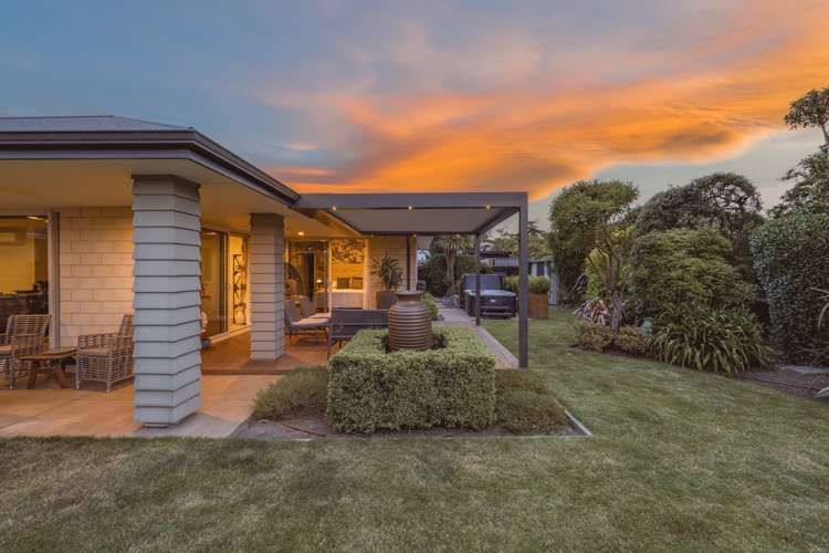 22 Chartwell Street Burwood_18