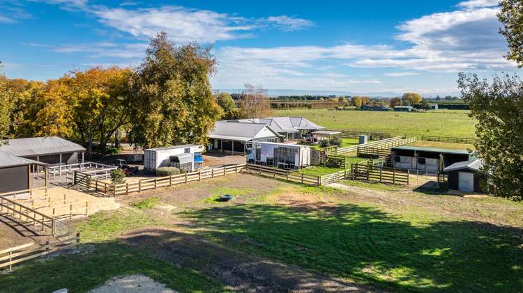 135 Crystall Road Pakipaki_28