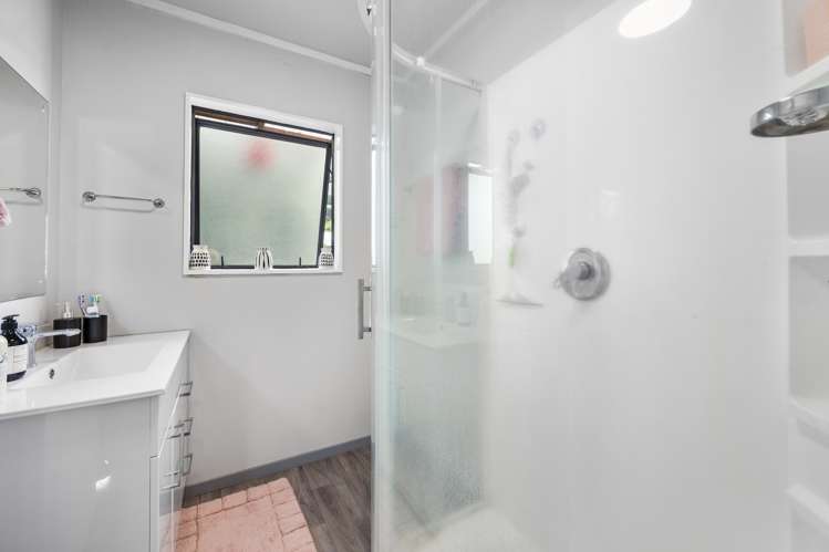 18 Susan Street Pukehangi_9