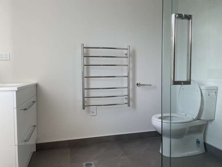 2/333 Horsham Downs Road Rototuna North_7