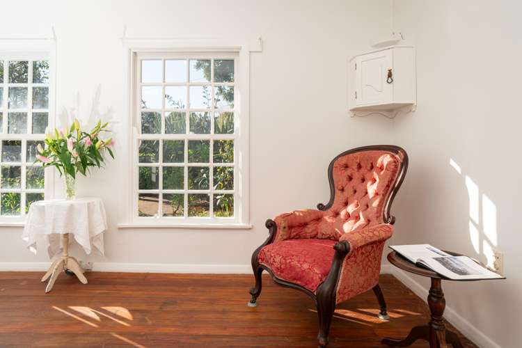 134 Wellington Road Paekakariki_1