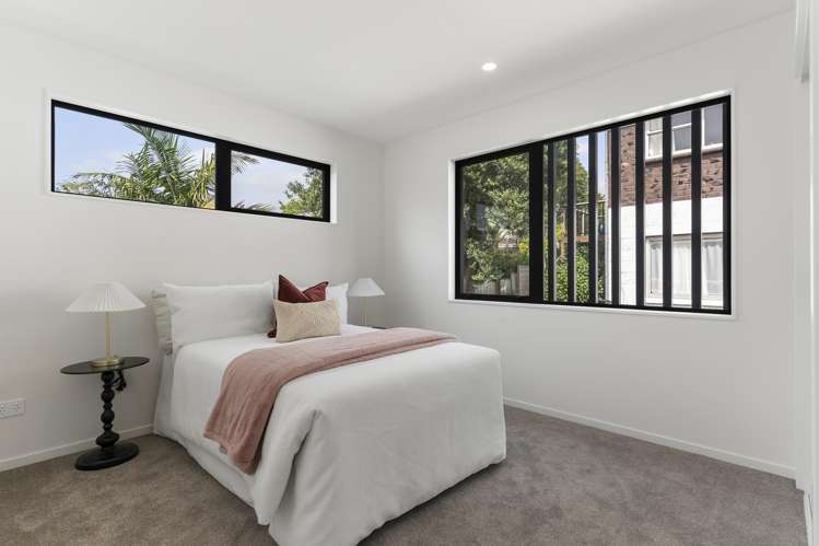 27E Seaview Terrace Mt Albert_11