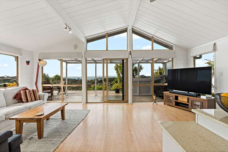 797 East Coast Road Northcross_5