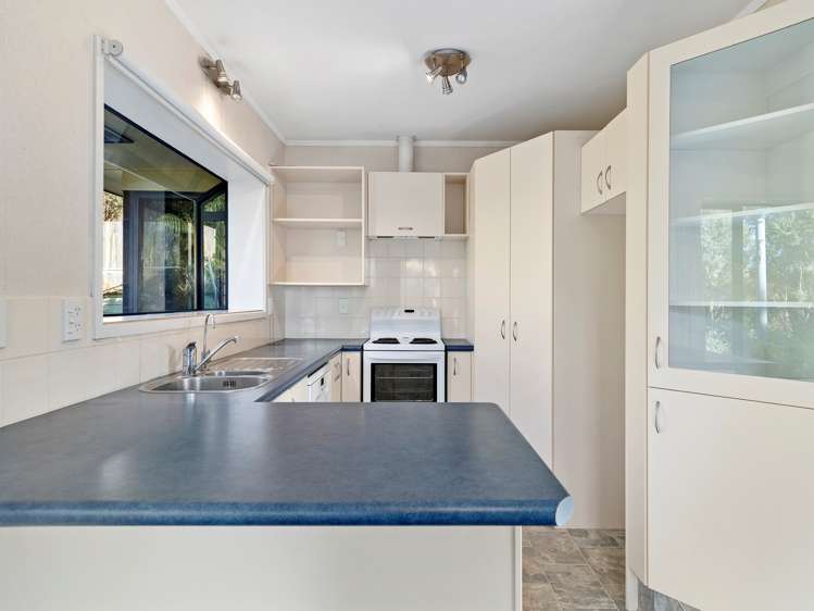 15 Avon Rise Welcome Bay_9