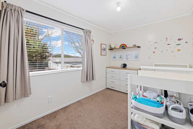 2c Youngs Road Papakura_12
